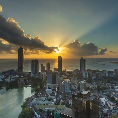 Luxury Sky Apartment Colombo Extérieur photo